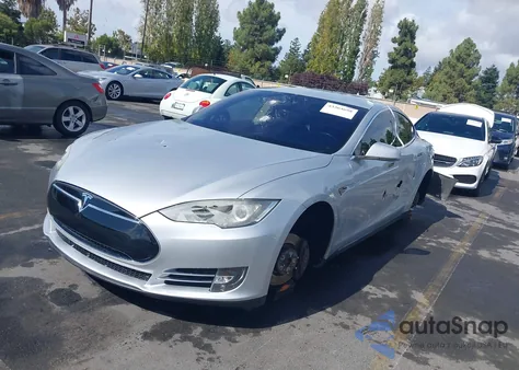 2012 Tesla Model S Signature from USA, damaged, VIN 5YJSA1DN3CFP01204